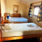 Swordfish Ocean View House בית נופש פניש