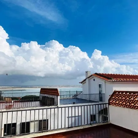 Swordfish Ocean View House ペニシェ