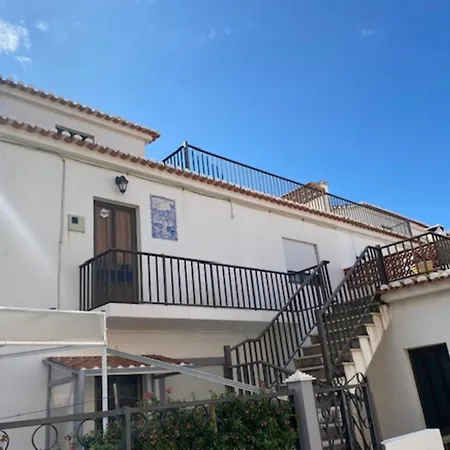 Swordfish Ocean View House בית נופש *